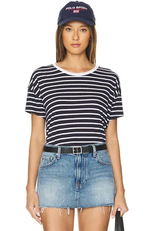 REVOLVE Goldie Goldie camiseta hombros caídos short sleeve en color azul marino talla M en - Navy. Talla M (también en XS).