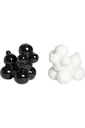 REVOLVE Jonathan Adler Jonathan adler poodle salt & pepper set en color negro, blanco talla all en - Black,White. Talla all.