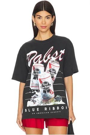 REVOLVE Philcos Philcos camiseta tamaño grande pabst blue ribbon en color negro talla L en - Black. Talla L (también en M, S).