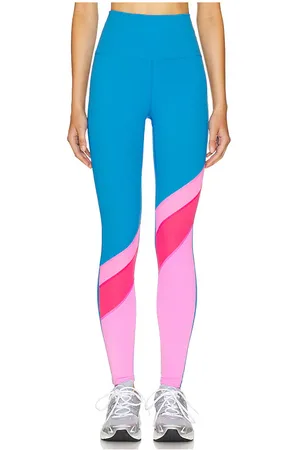 REVOLVE BEACH RIOT Beach riot rio legging en color rosado talla M en - Pink. Talla M (también en L, XL).