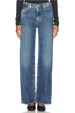 REVOLVE AGOLDE Agolde tiro medio relajado recto harper en color denim-medium talla 23 en - Denim-Medium. Talla 23 (también en 24, 25, 26, 27, 28, 29