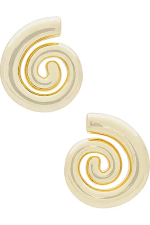 REVOLVE 8 Other Reasons 8 other reasons pendientes shell en color oro metálico talla all en - Metallic Gold. Talla all.