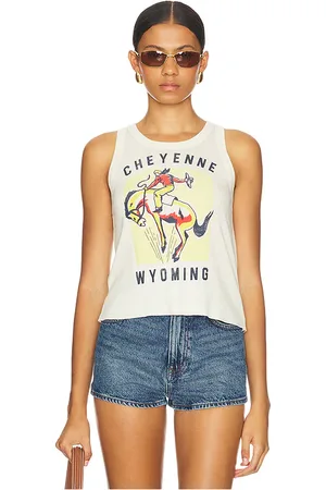 REVOLVE DAYDREAMER Daydreamer camiseta tirantes cheyenne wyoming racer en color blanco talla M en - White. Talla M (también en S, XL, XS).