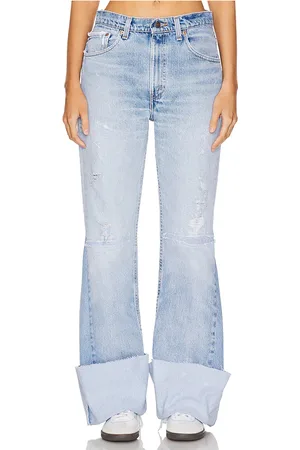 REVOLVE Aligrace Aligrace pierna ancha ultra wide cuff customs en color denim claro talla 24 en - Denim-Light. Talla 24 (también en 26, 27, 29, 3
