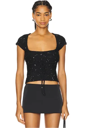 REVOLVE GUIZIO Guizio miki sequin knit top en color talla S en - Black. Talla S (también en XL).