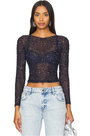 REVOLVE Retrofete Retrofete top con lentejuelas torrey en color azul marino talla L en - Navy. Talla L (también en M, S, XL, XS).