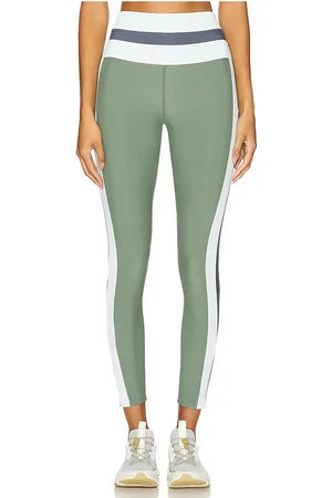 REVOLVE BEACH RIOT Beach riot mariella legging en color verde salvia talla L en - Sage. Talla L (también en XL, XS).