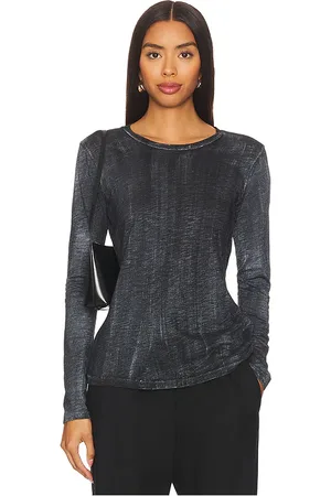 REVOLVE Goldie Goldie long sleeve classic metallic spray top en color plateado metálico talla M en - Metallic Silver. Talla M (también en S
