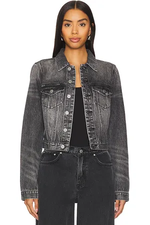 REVOLVE GRLFRND Grlfrnd chaqueta denim maeve fitted en color negro talla S en - Black. Talla S (también en XS, XXS).
