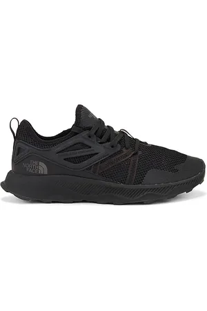REVOLVE The North Face The north face zapatilla deportiva en color negro talla 11 en - Black. Talla 11 (también en 7).