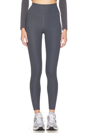 REVOLVE IVL Collective Ivl collective rib legging en color gris talla 2 en - Grey. Talla 2 (también en 10, 4, 6, 8).