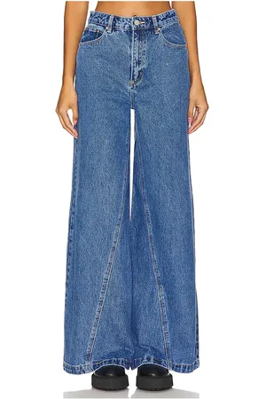 REVOLVE Abrand Abrand ancho 94 en color denim-medium talla 24 en - Denim-Medium. Talla 24 (también en 25, 26, 27, 28, 30).