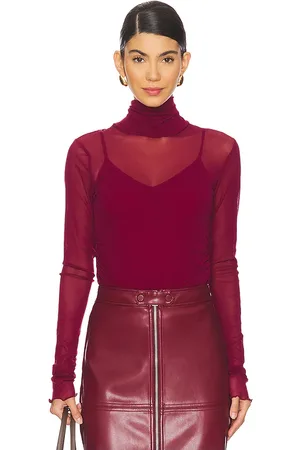 REVOLVE SIMKHAI Simkhai body velora en color burgundy talla M en - Burgundy. Talla M (también en S, XS).