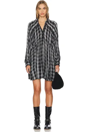 REVOLVE Free People Free people minivestido free people hoffman en color negro talla S en - Black. Talla S (también en XS).