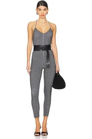 REVOLVE Norma Kamali Norma kamali low back fara slip catsuit en color negro talla L en - Black. Talla L (también en M, S, XL, XS, XXS).