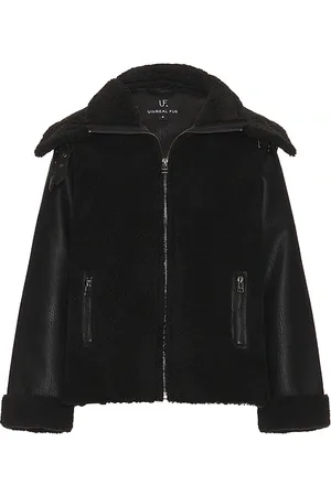 REVOLVE Unreal Fur Unreal fur chaqueta en color talla L en - Black. Talla L (también en M, S, XL/1X).