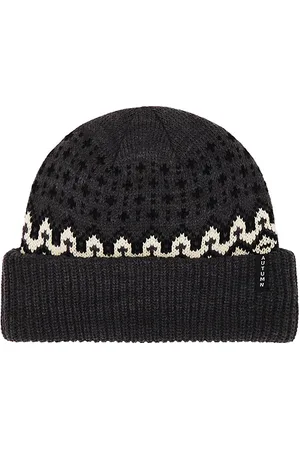REVOLVE Autumn Headwear Autumn headwear gorro fair isle en color gris talla all en - Grey. Talla all.