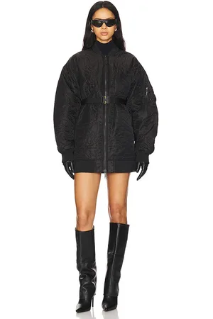 REVOLVE ALPHA INDUSTRIES Alpha industries chaqueta de vuelo acolchada con cinturón ma-1 en color talla S en - Black. Talla S (también en XL, XS).