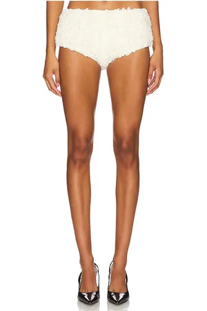 REVOLVE Tach Clothing Tach clothing shorts de piel sintética denisse en color talla L en - Cream. Talla L (también en M, S, XL, XS).