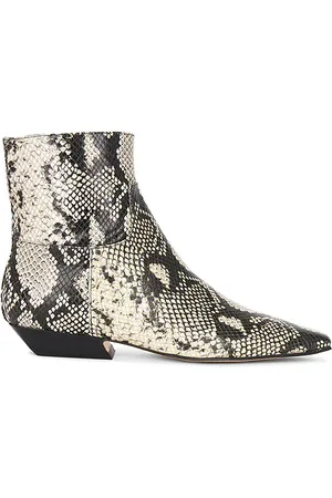REVOLVE Tony Bianco Tony bianco bota rupert en color crema talla 6 en - Cream. Talla 6 (también en 7.5, 8).