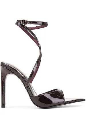 REVOLVE Michael Costello Michael costello sandalia tanya en color vino talla 6 en - Wine. Talla 6 (también en 7).