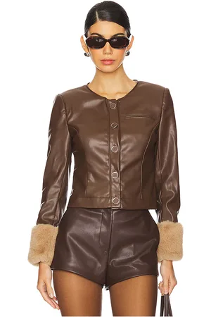 REVOLVE Central Park West Central park west chaqueta con puños de piel en color marrón talla S en - Brown. Talla S (también en XL, XS).