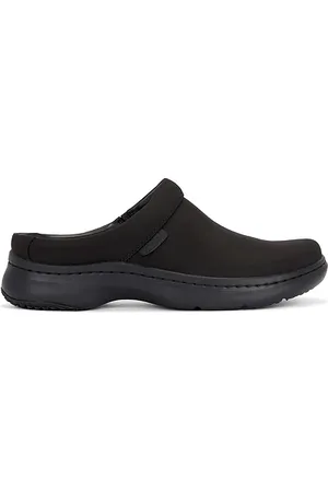 REVOLVE Clarks Clarks zueco the clog2 en color talla 10 en - Black. Talla 10 (también en 11, 8.5, 9.5).