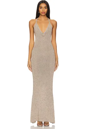 REVOLVE ASTA RESORT Asta resort vestido largo con cuello halter en color bronce talla L en - Tan. Talla L (también en XL).