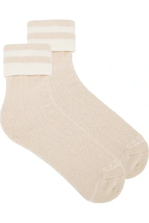 REVOLVE Varley Varley calcetin preston en color beige talla S/M en - Beige. Talla S/M (también en ).