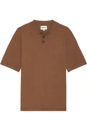 REVOLVE Rhythm Rhythm essential knit short sleeve polo en color talla L en - Brown. Talla L (también en M, S).