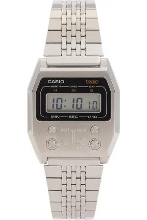 REVOLVE Casio Casio reloj a1100 en color metálico talla all en - Metallic Silver. Talla all.