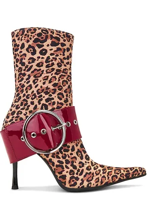 REVOLVE Jeffrey Campbell Jeffrey campbell botas discover en color marrón talla 6.5 en - Brown. Talla 6.5 (también en 7.5, 8, 8.5, 9.5).