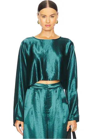 REVOLVE NONchalant Label Nonchalant label emilia crop top en color verde oscuro talla S en - Dark Green. Talla S (también en XS).