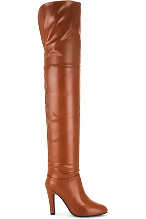REVOLVE Jeffrey Campbell Jeffrey campbell bota overlook en color bronce talla 6 en - Tan. Talla 6 (también en 7, 7.5).