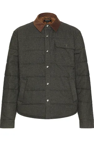 REVOLVE Brixton Brixton chaqueta cass en color charcoal talla M en - Charcoal. Talla M (también en S).