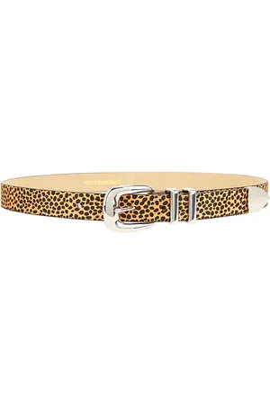 REVOLVE Petit moments Petit moments atlas faux fur belt en color marrón talla M-L en - Brown. Talla M-L (también en XS-S).