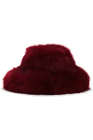 REVOLVE Adrienne Landau Adrienne landau sombrero the landau faux fur en color rojo talla all en - Red. Talla all.