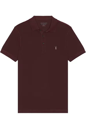 REVOLVE ALLSAINTS Allsaints reform short sleeve polo en color vino talla L en - Wine. Talla L (también en M, S).