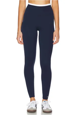 REVOLVE P.E Nation P.e nation vita legging en color azul marino talla L en - Navy. Talla L (también en M, S, XS).