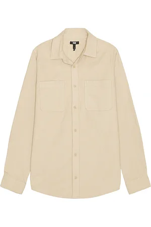 REVOLVE PAIGE Paige camisa abotonada kallen en color crema talla L en - Cream. Talla L (también en M, S, XL/1X).