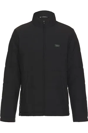 REVOLVE TravisMathew Travismathew chaqueta palisades en color talla M en - Black. Talla M (también en S).