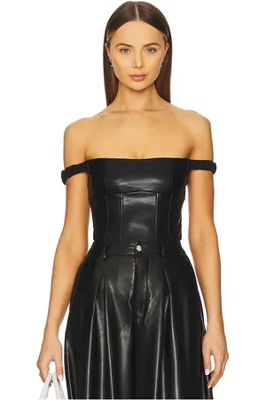 REVOLVE WeWoreWhat Weworewhat corsé off shoulder faux leather en color talla 0 en - Black. Talla 0 (también en 10, 2, 4, 8).