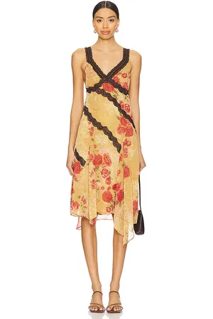 REVOLVE Free People Free people vestido midi free people amphora en color marrón talla 0 en - Brown. Talla 0 (también en 2, 8).