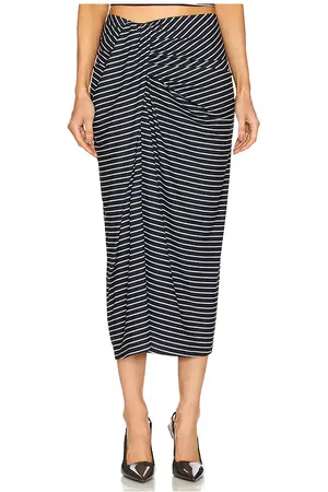 REVOLVE Ronny Kobo Ronny kobo falda midi rosalie en color azul marino talla M en - Navy. Talla M (también en S, XS).
