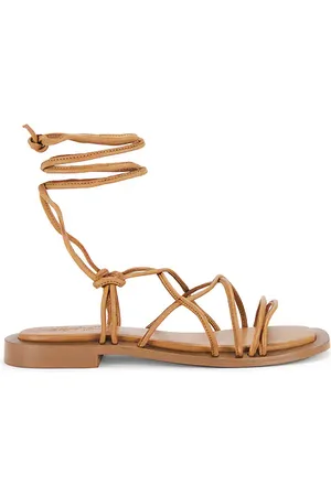 REVOLVE Seychelles Seychelles sandalias tiras lilac two en color talla 10 en - Tan. Talla 10 (también en 6, 6.5, 8.5, 9.5).