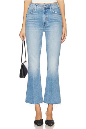 REVOLVE MOTHER Mother corte bota hustler ankle fray en color azul talla 24 en No Offense But... - Blue. Talla 24 (también en 25, 26, 27, 28, 31, 32, 33).