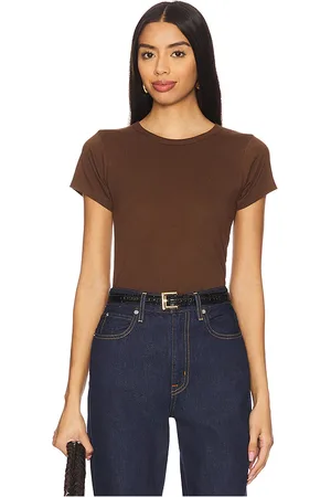 REVOLVE Eterne Eterne fitted crewneck short sleeve t-shirt en color talla L en - . Talla L (también en S, XL, XS).