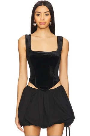 REVOLVE Superdown Superdown corsé akila en color talla M en - Black. Talla M (también en S, XS, XXS).