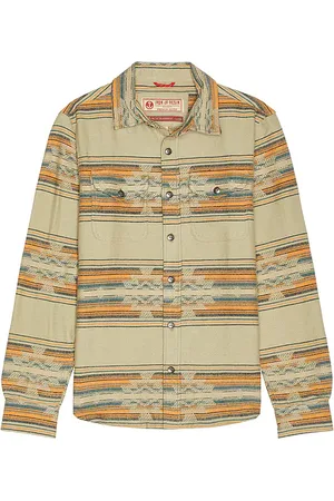 REVOLVE Iron & Resin Iron & resin camisa klamath en color talla L en - Grey. Talla L (también en M, S, XL/1X).