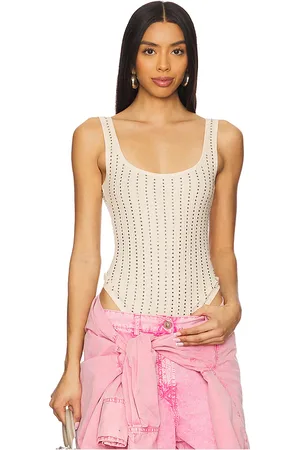 REVOLVE THE ATTICO The attico body en color beige talla 38 en - Beige. Talla 38 (también en 42, 44).